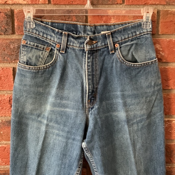Vintage Levi’s Relaxed Fit Tapered Leg Classic Blue Denim Jeans - Picture 3 of 9